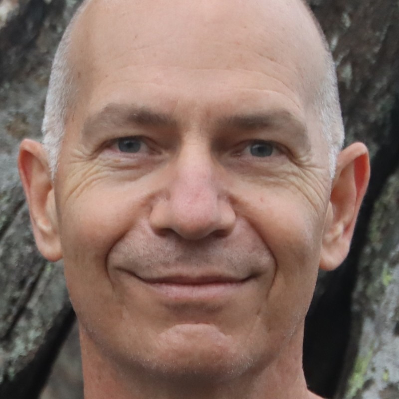 Yaniv Sneor